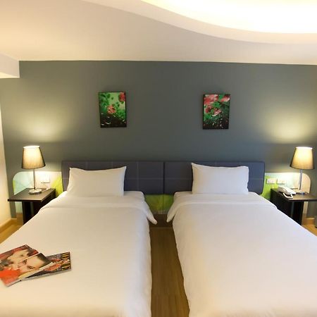 Grand Tower Inn Sathorn Hotel - Sha Plus Bangkok Ngoại thất bức ảnh