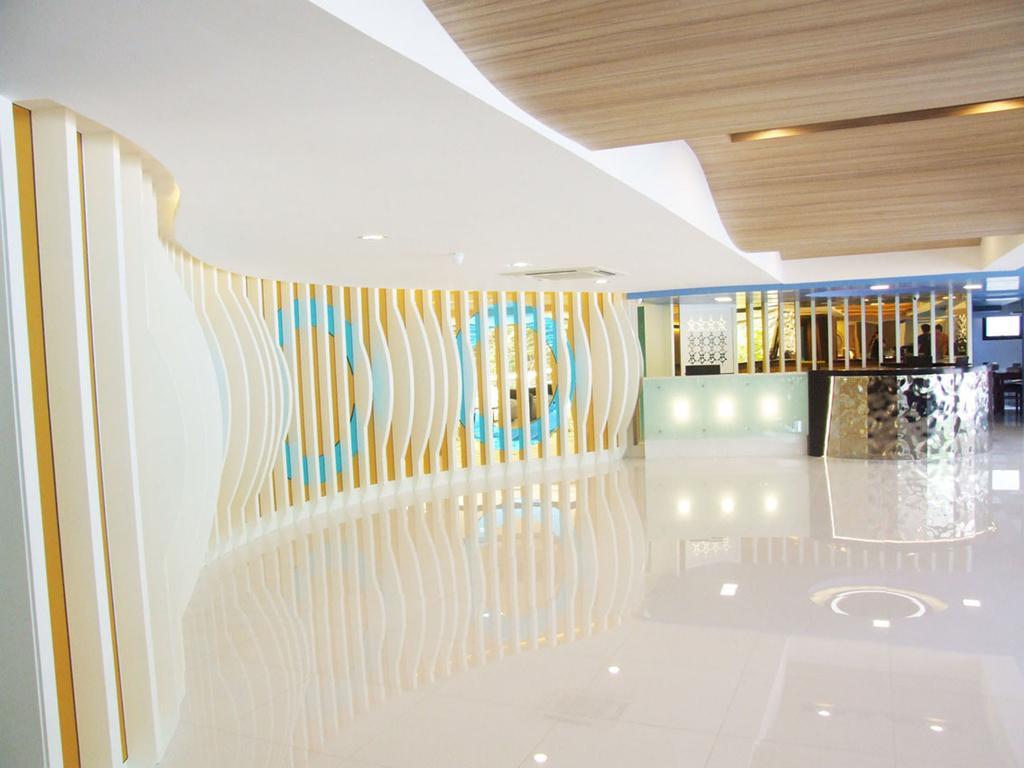 Grand Tower Inn Sathorn Hotel Bangkok Ngoại thất bức ảnh