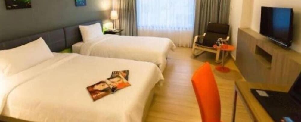 Grand Tower Inn Sathorn Hotel - Sha Plus Bangkok Ngoại thất bức ảnh